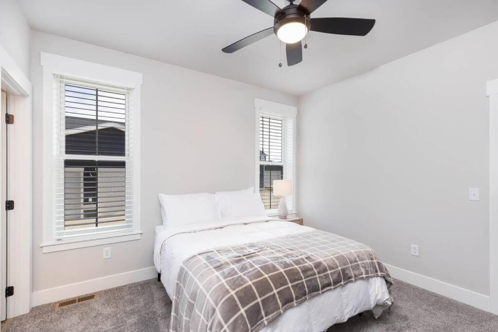 Charming 3-Bedroom In Vibrant New Neighborhood Billings Exterior photo