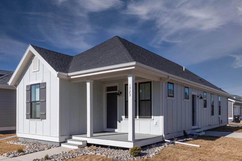 Charming 3-Bedroom In Vibrant New Neighborhood Billings Exterior photo
